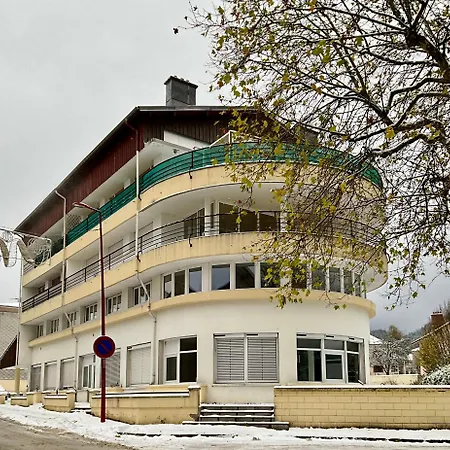 La Tour Du Lac, Bel & Spacieux A Cote Du De
